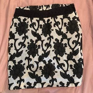 Yigal Azrouel Cream/black embroidered midi skirt